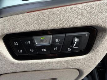 BMW 3 SERIES 320i XDRIVE M SPORT