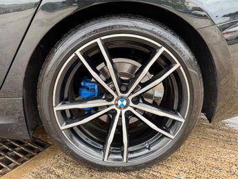 BMW 3 SERIES 320i XDRIVE M SPORT