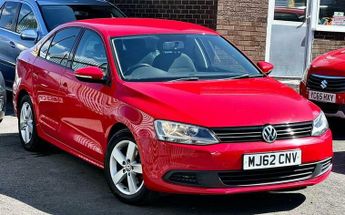 Volkswagen Jetta 1.6 TDI BlueMotion Tech SE DSG Euro 5 (s/s) 4dr
