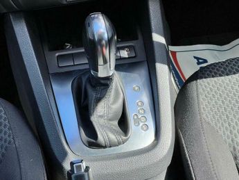 Volkswagen Jetta 1.6 TDI BlueMotion Tech SE DSG Euro 5 (s/s) 4dr