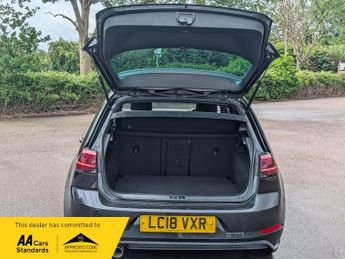 Volkswagen Golf R-LINE TDI BLUEMOTION TECHNOLOGY DSG