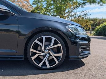Volkswagen Golf R-LINE TDI BLUEMOTION TECHNOLOGY DSG