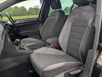 Volkswagen Golf R-LINE TDI BLUEMOTION TECHNOLOGY DSG