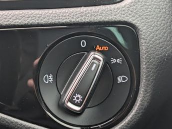 Volkswagen Golf R-LINE TDI BLUEMOTION TECHNOLOGY DSG