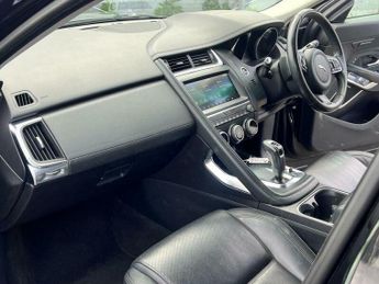Jaguar E-PACE 2.0 D180 SE Auto AWD Euro 6 (s/s) 5dr