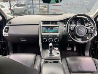 Jaguar E-PACE 2.0 D180 SE Auto AWD Euro 6 (s/s) 5dr