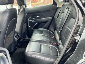 Jaguar E-PACE 2.0 D180 SE Auto AWD Euro 6 (s/s) 5dr