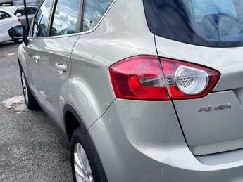 Ford Kuga 2.5T Titanium Auto AWD Euro 4 5dr