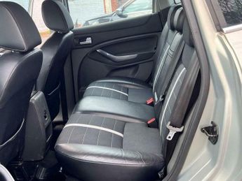 Ford Kuga 2.5T Titanium Auto AWD Euro 4 5dr