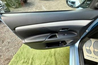 Mitsubishi Outlander 2.0h 12kWh GX3h CVT 4WD Euro 5 (s/s) 5dr