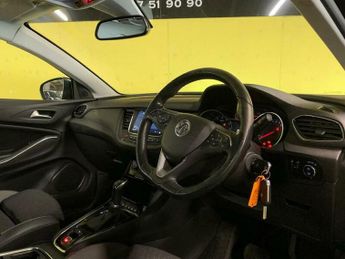 Vauxhall Grandland X 1.5 Turbo D Business Edition Nav Auto Euro 6 (s/s) 5dr