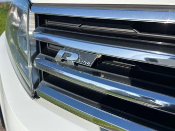 Volkswagen Touareg V6 R-LINE TDI BLUEMOTION TECHNOLOGY 1 FORMER KEEPER FROM NEW FUL