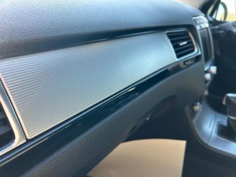 Volkswagen Touareg V6 R-LINE TDI BLUEMOTION TECHNOLOGY 1 FORMER KEEPER FROM NEW FUL