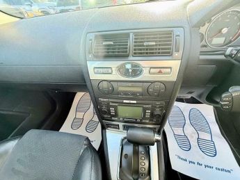 Ford Mondeo 2.0 Ghia X 5dr