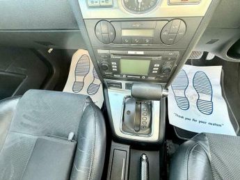 Ford Mondeo 2.0 Ghia X 5dr