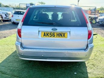 Ford Mondeo 2.0 Ghia X 5dr