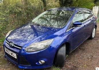 Ford Focus 1.0T EcoBoost Titanium Navigator Euro 5 (s/s) 5dr