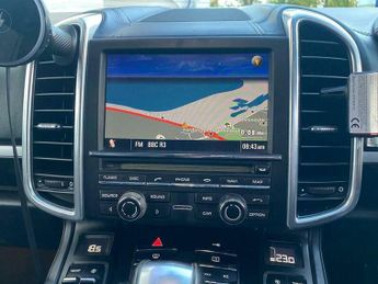 Porsche Cayenne 4.8 S TiptronicS 4WD Euro 5 (s/s) 5dr