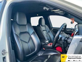Porsche Cayenne 4.8 S TiptronicS 4WD Euro 5 (s/s) 5dr