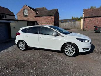 Ford Focus 1.0T EcoBoost Titanium Euro 6 (s/s) 5dr