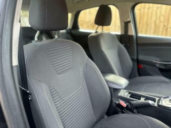 Ford Focus 1.6 Titanium Powershift Euro 6 5dr