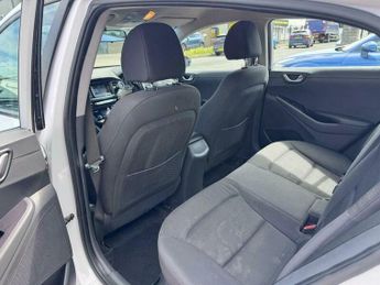 Hyundai Ioniq 1.6 h-GDi SE DCT Euro 6 (s/s) 5dr