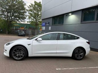Tesla Model 3 (Dual Motor) Long Range Auto 4WDE 4dr