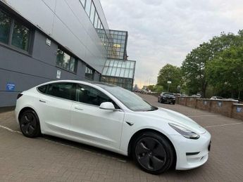 Tesla Model 3 (Dual Motor) Long Range Auto 4WDE 4dr