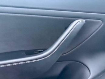 Tesla Model 3 (Dual Motor) Long Range Auto 4WDE 4dr