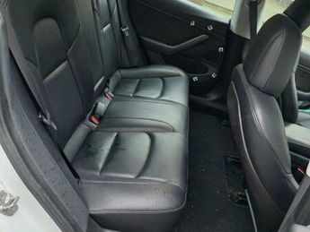 Tesla Model 3 (Dual Motor) Long Range Auto 4WDE 4dr