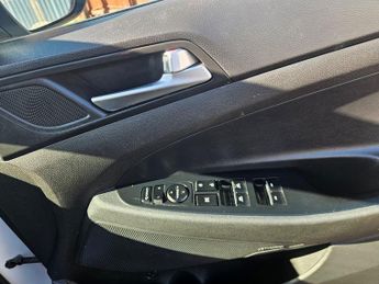 Hyundai Tucson T-GDI PREMIUM SE