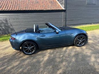 Mazda MX5 SPORT NAV
