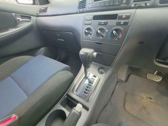 Toyota Corolla 1.6 VVT-i Colour Collection 5dr