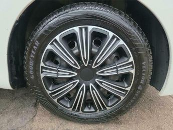 Toyota AYGO 1.0 VVT-i Ice MultiMode Euro 5 5dr