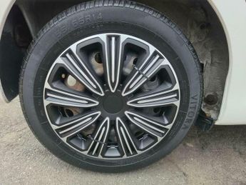Toyota AYGO 1.0 VVT-i Ice MultiMode Euro 5 5dr