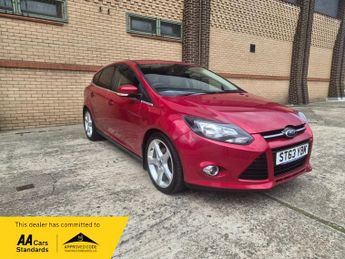 Ford Focus 1.6T TITANIUM NAVIGATOR