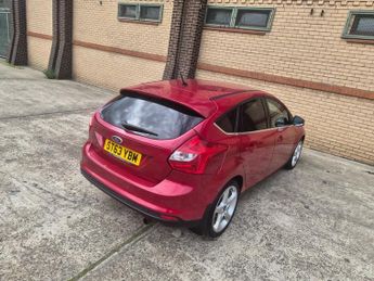 Ford Focus 1.6T TITANIUM NAVIGATOR