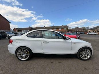 BMW 1 SERIES 2.0 123d Sport Plus Edition Auto Euro 5 2dr