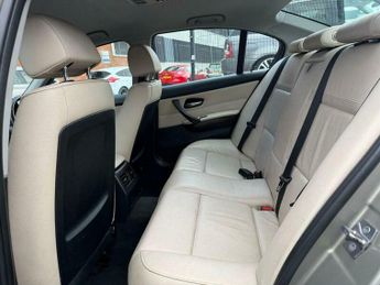 BMW 3 SERIES 2.0 320d SE Business Edition Steptronic Euro 5 4dr