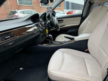 BMW 3 SERIES 2.0 320d SE Business Edition Steptronic Euro 5 4dr