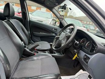 Nissan Almera 1.5 SX 5dr