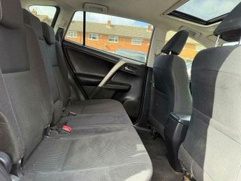 Toyota RAV4 2.0 V-Matic Icon Multidrive S 4WD Euro 5 5dr