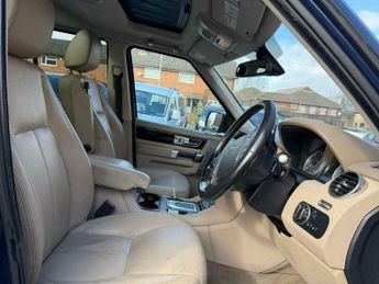Land Rover Discovery 3.0 SD V6 HSE Auto 4WD Euro 5 5dr