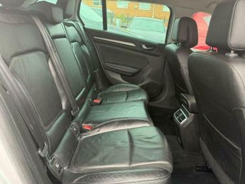Renault Megane 1.5 dCi Signature Nav Sport Tourer Euro 6 (s/s) 5dr