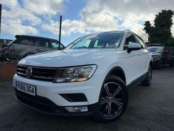 Volkswagen Tiguan 2.0 TDI BlueMotion Tech SE Navigation DSG 4Motion Euro 6 (s/s) 5