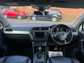 Volkswagen Tiguan 2.0 TDI BlueMotion Tech SE Navigation DSG 4Motion Euro 6 (s/s) 5