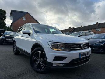 Volkswagen Tiguan 2.0 TDI BlueMotion Tech SE Navigation DSG 4Motion Euro 6 (s/s) 5