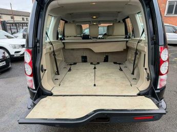 Land Rover Discovery 3.0 SD V6 XS Auto 4WD Euro 5 5dr