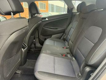 Hyundai Tucson 2.0 CRDi SE Nav Auto 4WD Euro 6 5dr