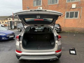 Hyundai Tucson 2.0 CRDi SE Nav Auto 4WD Euro 6 5dr